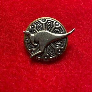 Kangaroo pin